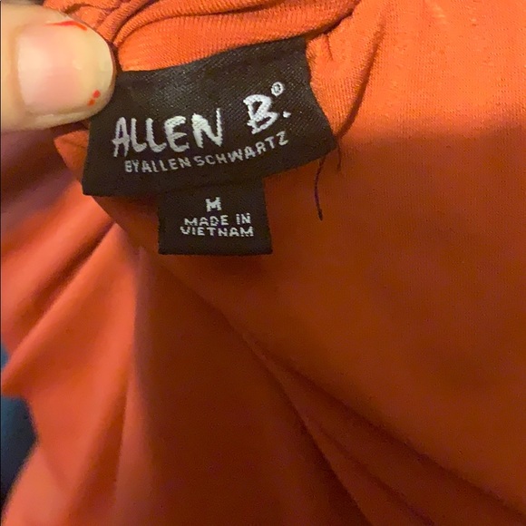 Bodycon dress with ruching at bodice - Picture 3 of 3